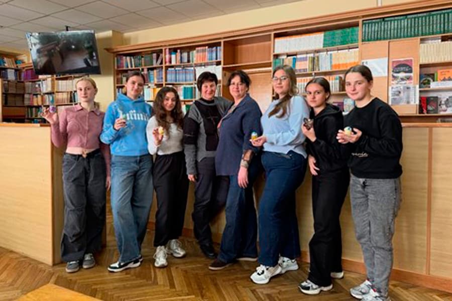 Передвеликодня арт-практика від центру еколого-психологічного відновлення