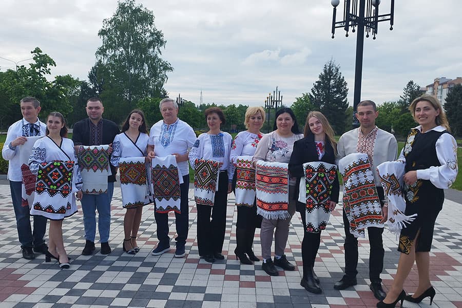 Участь в університетському конкурсі фотографій «Я ‒ українка, я – українець»