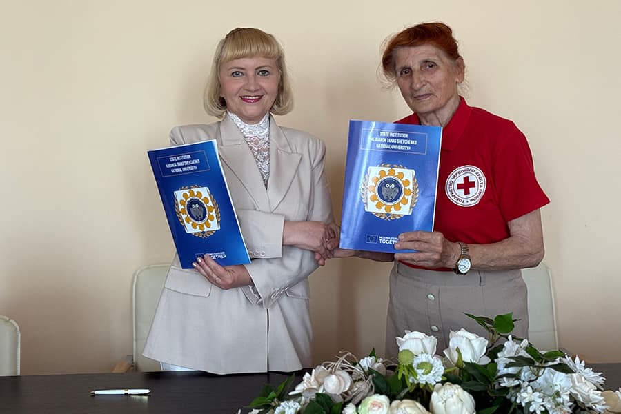 Меморандум про співпрацю з Полтавською обласною організацією Товариства Червоного Хреста України